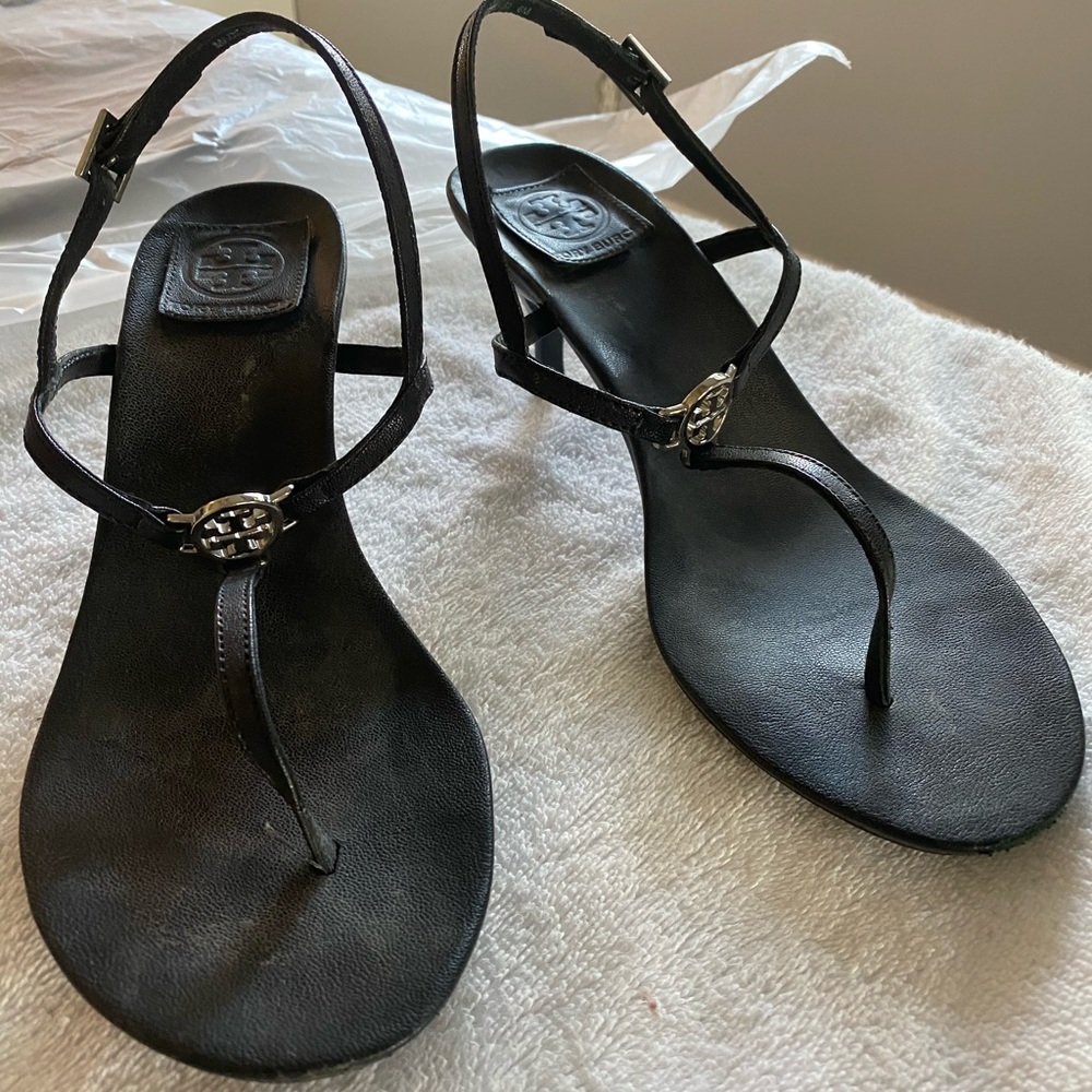 TORY BURCH BLACK SANDALS SZ 8